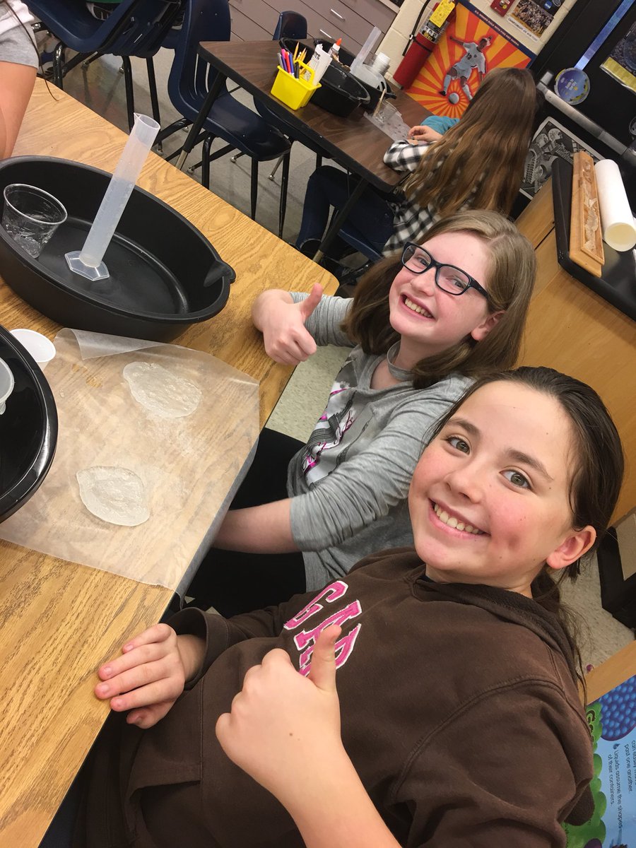 PamRountree's tweet image. #AIMHIGH #cellmodel #5thgrade