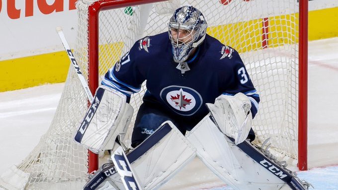 TSNHockey's tweet photo. From @jamiemclennan29: 'For me, (Hellebuyck) should be a Vezina finalist' https://t.co/R8kn2U21jK #TSNHockey https://t.co/0vJ7QCpPZQ