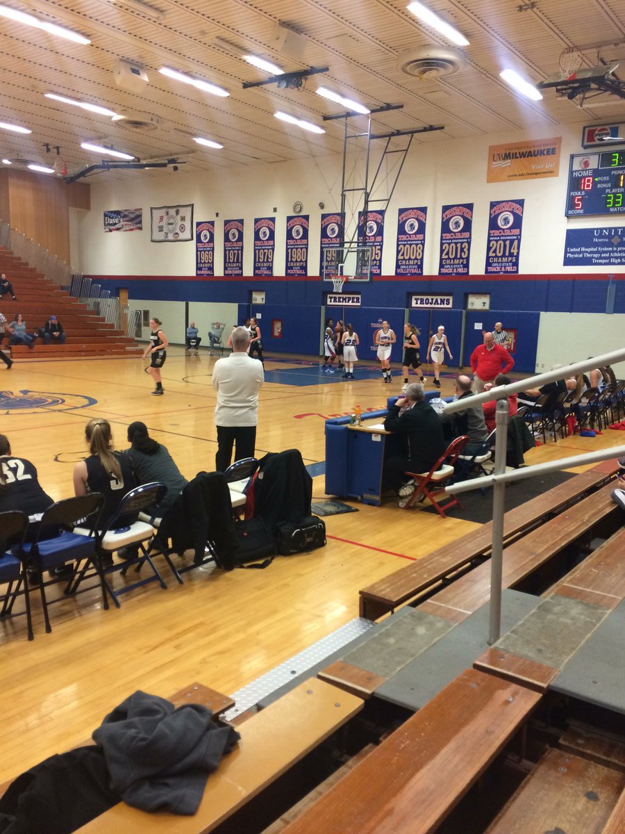 jg514071apes's tweet photo. In order to play sports like basketball, you need to take in a lot carbs and proteins. In the US we have to be careful not to overnourish ourselves so that we remain healthy. @franklinlorax #apespop https://t.co/wF43120gI2