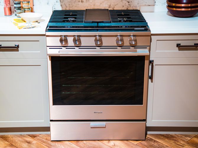 NisshaUsa's tweet photo. Don't call #Whirlpool's new #homeappliance finish 'millennial pink'.

#CMFDesign
#IndustrialDesign
https://t.co/NaNbjTHKU5 https://t.co/ppPphYvrEF