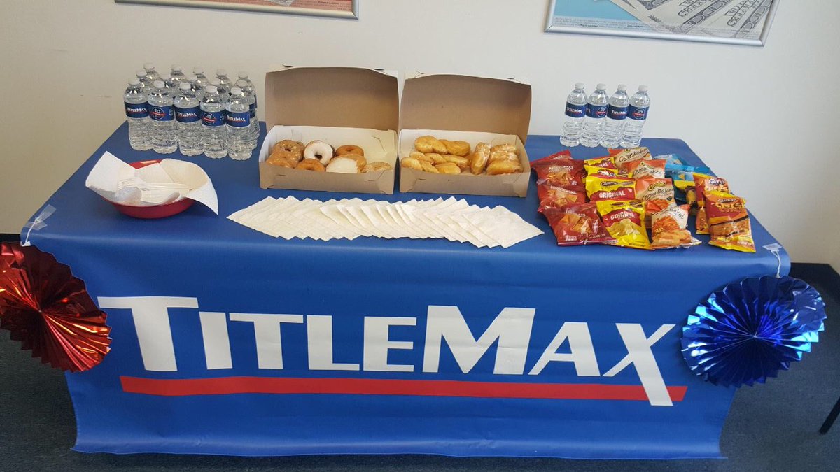 #Titlemax #CustomerAppreciationDay at Flo3! <a href="/Billybones11001/">Bill Boyle</a> <a href="/JRobinson1211/">Jacklyn Robinson</a> <a href="/Michael10121430/">Michael Kelleher</a>