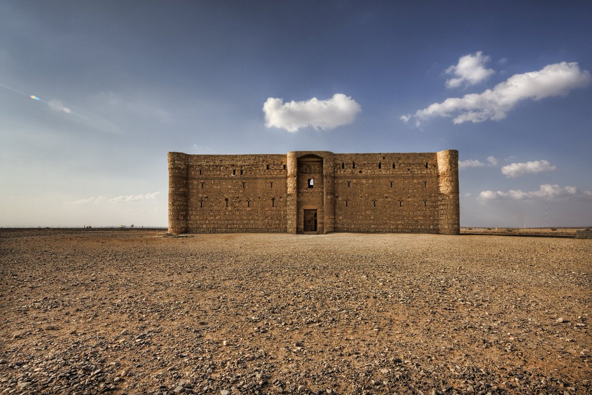 KenKaminesky's tweet photo. Just one of the spectacular ancient structures that can be found in #Jordan, an endlessly fascinating country. Photo @KenKaminesky https://t.co/I82UpQumFI