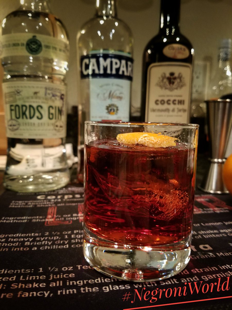 Alamagoozlum's tweet photo. You can't made a better Negroni than this.
@campari
@FordsGin
@CocchiWinery
#blessed
#ClearIce
#NegroniCount2017 https://t.co/TKRGnbMFXS