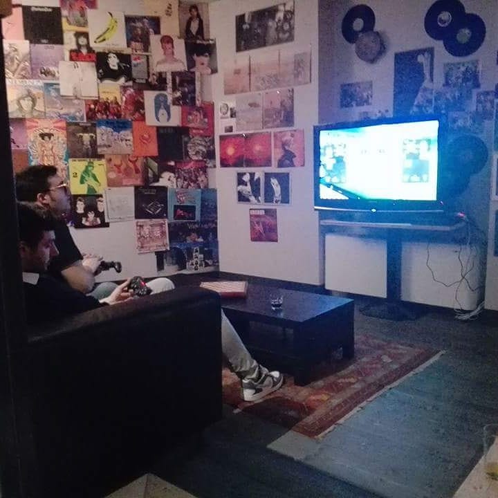 Strafess1's tweet photo. Serate ludiche, qui si gioca fess!
#ludopub #serateludiche #ludotime #iseolake #clusane #birreria #hamburgheria #pizzeria #freegames https://t.co/q2AShk6fim