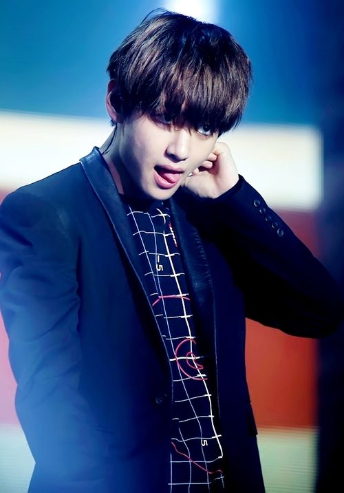 fckkimtaehyung's tweet photo. -BDSM/soft
-where's daddy? 
-#sexrol
-rol medio/extenso
-homo
-bottom/versatil https://t.co/1Jp8oq6u38