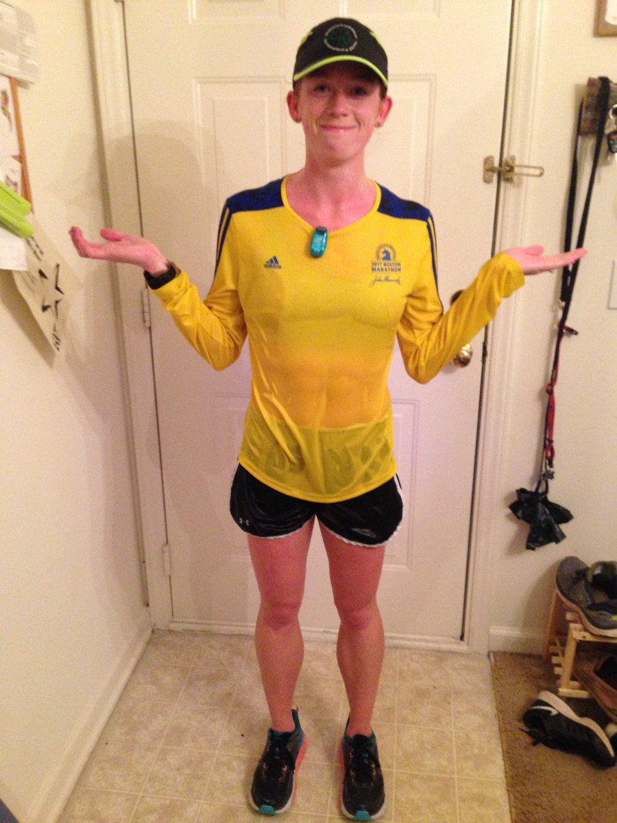 stephaniebutzer's tweet photo. These sorts of training runs — pitch black, pouring rain, 15 mph wind gusts — make the beautiful sunny ones that much better. #foryouBoston #Boston2018 #bqchat #lookinglikeadude https://t.co/O2n2rxiXoE