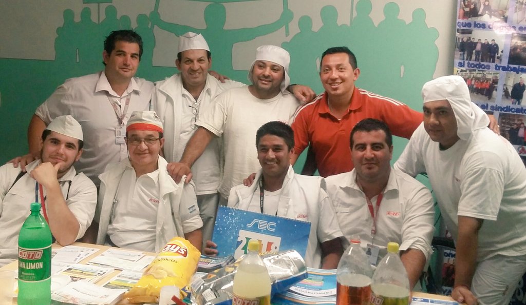 SebaPonce91's tweet photo. Arrancamos con las reuniones en el abasto..lácteos y frescos I..equipos más que listos#ElEquipoDeRamonMuerza #91Abasto @RamonMuerzaSEC @aldecoto @juanjo1422misio @patapata121 @AnastacioMatias https://t.co/Pe2qZGtME3