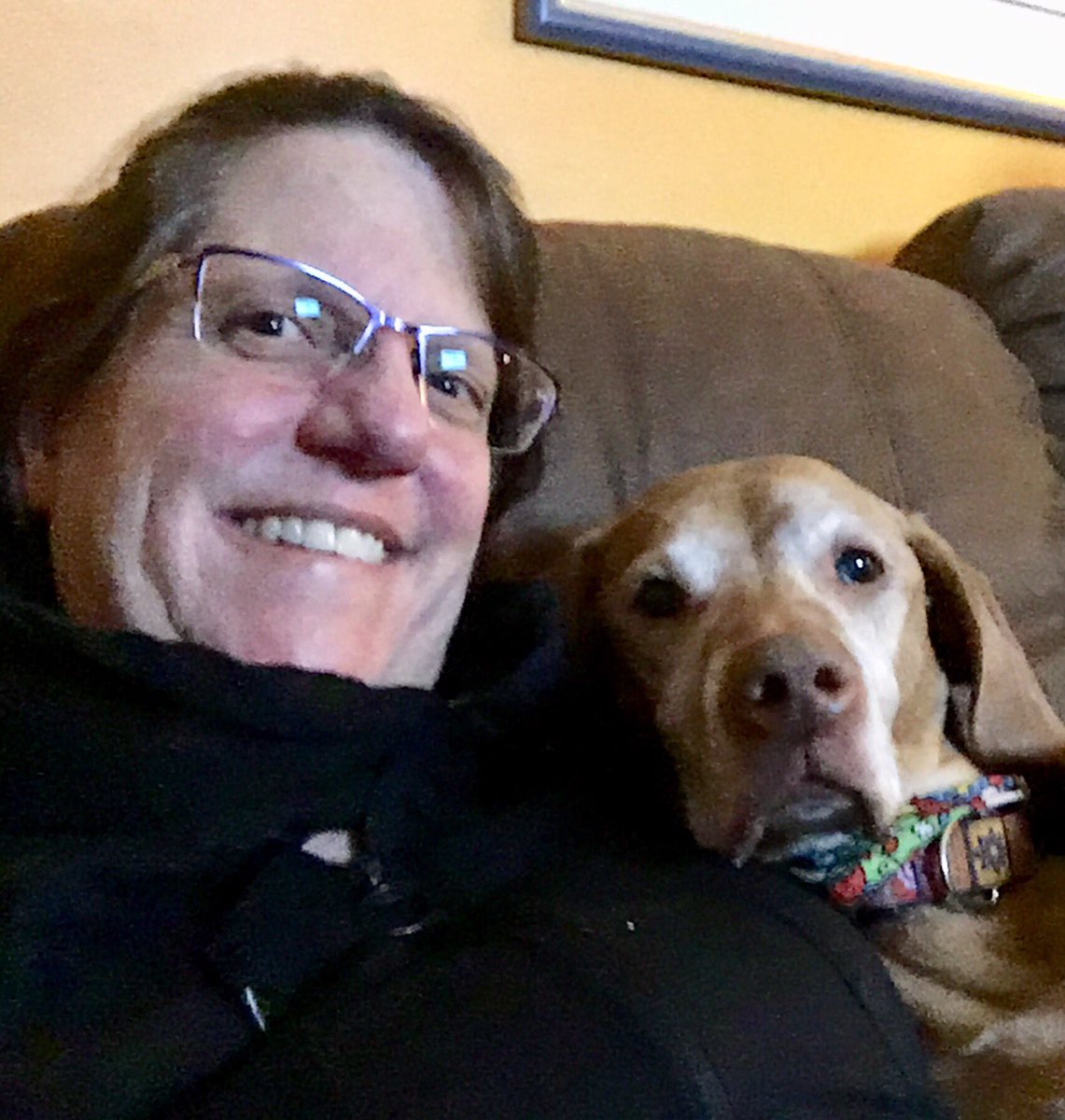 WilesBell's tweet photo. Watching #CanadianTireNationals #CanadianFigureSkating #Vancouver #NationalSkatingChampionship https://t.co/Re0iSwaTAX