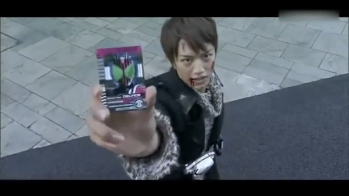 goodwordsneedto's tweet photo. この男が戦うのは誰も戦わなくていいようにするためだ！
自分一人が闇に落ちたとしても、

誰かを笑顔にしたい、そう信じてる！

（ディケイド=門矢士）
「仮面ライダーディケイド」より https://t.co/VsH1rxqNOC