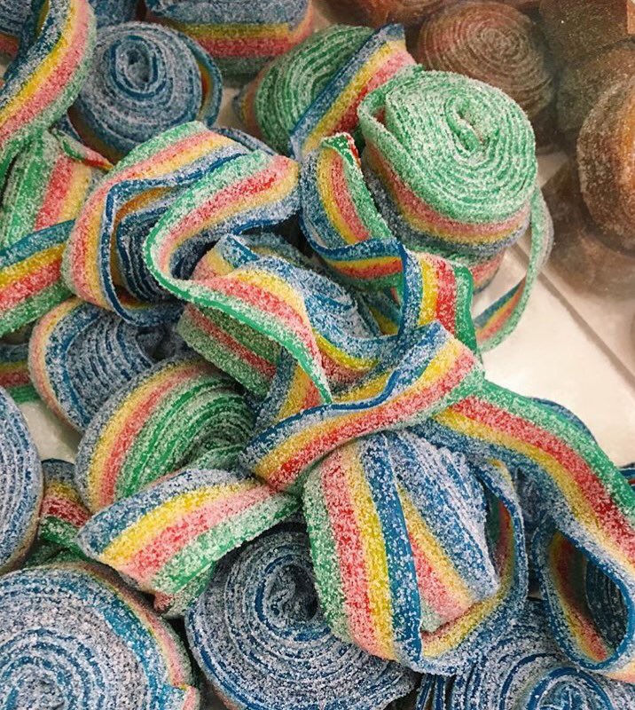 Can you start to feel the sugar rush?😋🌈
#sockerbit #sweets #oc #anaheim #AnaheimGardenWalk