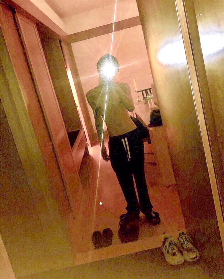 _m8gd's tweet photo. 明るくしたら鼻血が出そうです_(┐「ε:)_💓 https://t.co/XSR5ahCgDI