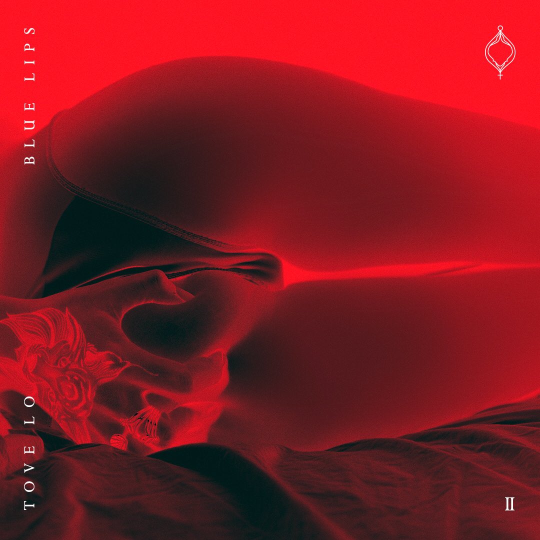 Yisuscreisi's tweet photo. Este álbum cambió mi vida #BlueLips @ToveLo
#HeyYouGotDrugs
#stranger
#dontaskdonttell
#shiveringgold
#9thOfOctober
#struggle
#discotits
#shedontknowbutsheknows
#Bitches
#cycles
#baddays
#romantics
#LightBeams #PitchBlack https://t.co/BDqboUmD20