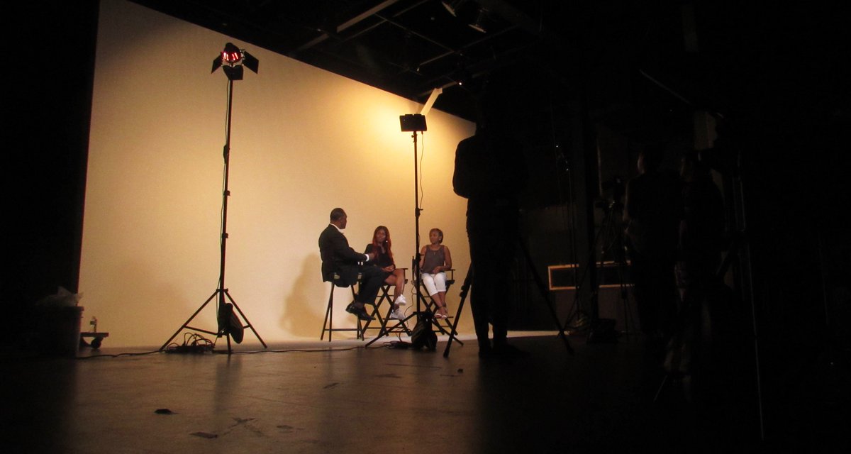 thereeldownload's tweet photo. Exciting people are accomplishing their dreams in the local film industry, why not you too? #TheReelDownload 🎬  👍 
.
.
.
.
#Atlanta #BigPictureCon #Students #FilmFestivals #TVNetwork #TV #GPB #Media #Film #Industry #Tech #Set #Oscars #gafilm #filmmaking #georgiafilm #setlife https://t.co/Jn0NqBKVf1