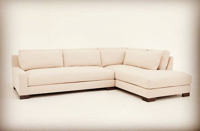 The Divano #Sectional - The perfect weekend #sofa! .
.
.
.
.
.
#interiordesign #furniture #custommade #customdesigned #custombuilt #madeinamerica #modern #upholstery #homedecor #homedesign #artgallery #art #localartists #locallyowned #WoodlandHills #Cala… ift.tt/2mxOJce