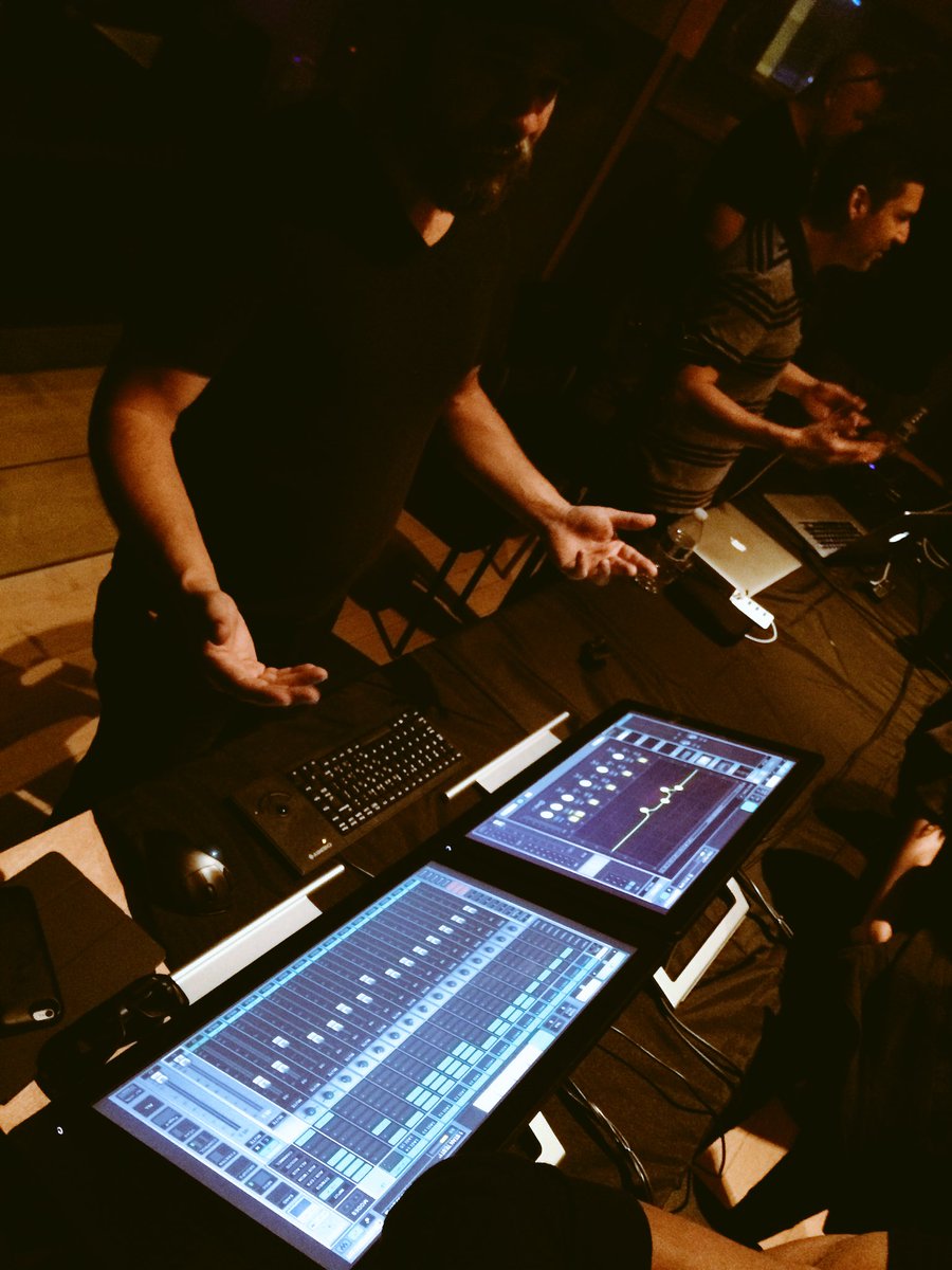 doremixmedia's tweet photo. Waves Bridge the Gap seminar at Studio Center Miami #wavesaudio #mixing #mastering #miami https://t.co/WTwHObELeA