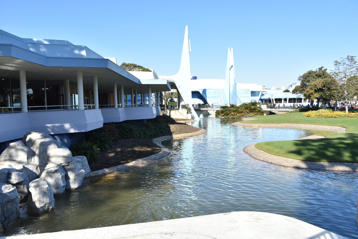 Kkchannel V Twitter Today S Tokyo Disneyland シンデレラ城 周りの工事の影響 トゥモローランド の池が汚い Tokyodisneyresort Tdr Today Tdr Tdl ディズニーランド Tdr Now T Co Stygmt45nm