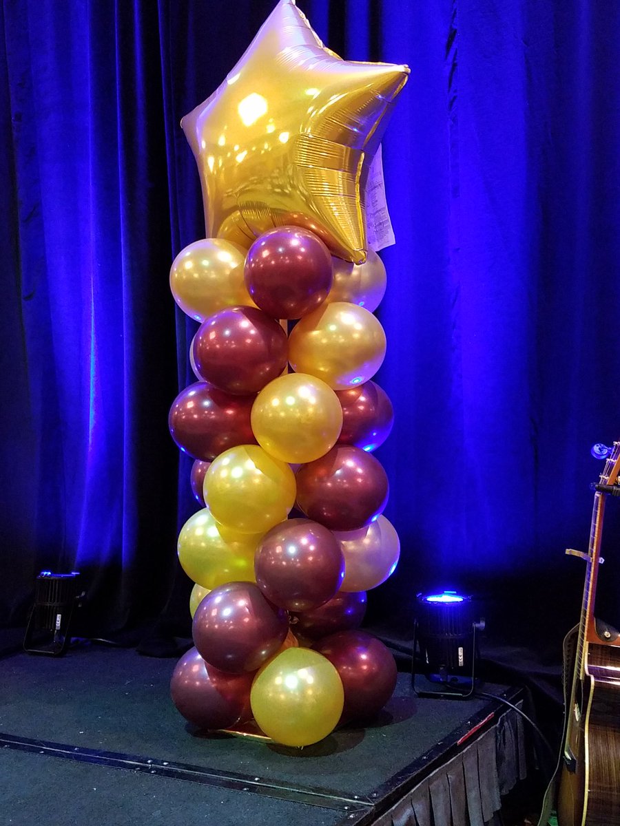 NWCAVE's tweet photo. Our Dinner &amp; Dreams Gala is looking good.  @GloriaLoring is warming up!  #SWCAT2018 #NWCAVE https://t.co/aVNLOw1K8d