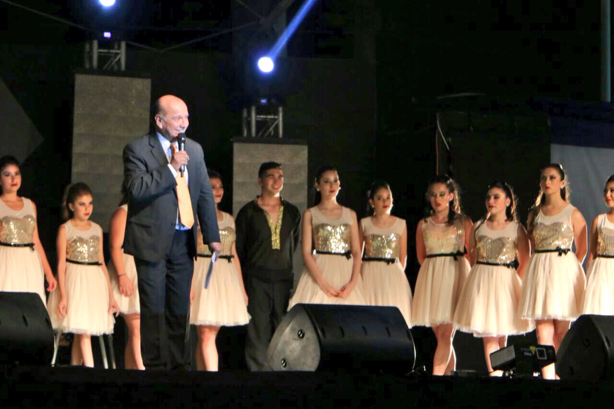 Felicitaciones a la <a href="/Munivillalemana/">Municipalidad de Villa Alemana</a> por el excelente espectáculo y nivel de participantes en la 8ª versión del Festival de la Nueva Ola #NuevaOla2018 👏🏻👏🏻👏🏻🎤🎼