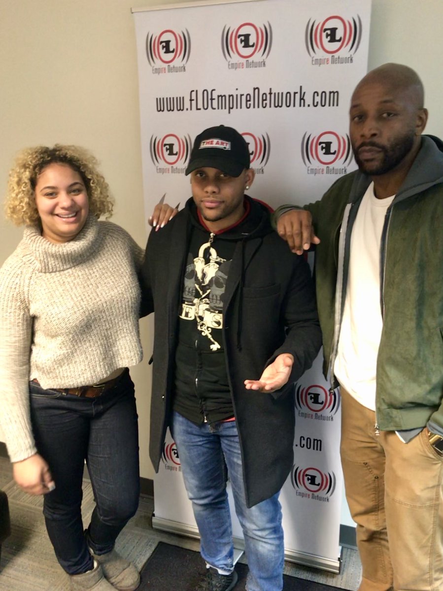 NocturnalVibes1's tweet photo. #NocturnalVibes #NocturnalVibesRadio #IssaVibe #ThursdaysVibe #SmoothTalkRnBnSoul #RnB #Soul #Music #Tidal #ITunes #TalkRadio #Interview #Podcast #SoundCloud #NYCRadio #NYCRadioShow #Host #OnAirPersonality #QChristopher #TatiDani #Songfulsoul #Voice https://t.co/DCw5PMHTO0