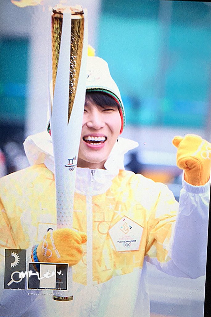 MRLEO__'s tweet photo. 180113  #택운 #레오 @JUNGTW_LEO https://t.co/FHHJsqfeUd