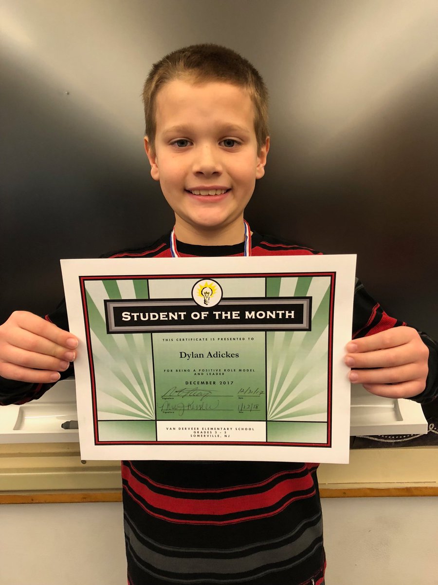 He’s a hard working student and a role model! Congratulations on earning Student of the Month! @Rpreav @chippychomp #vdv3to5