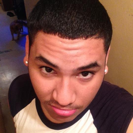 MariGurl32's tweet photo. LRT we litt #FeatureMe #CoinDrop#Liveme LRT Tommy Gunz MDS https://t.co/fA9bL1DzLH https://t.co/Ziw9pCkc3u