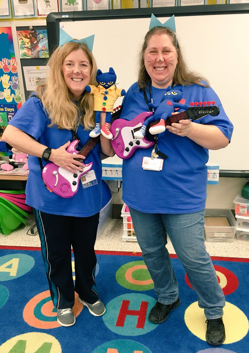 RedMillMickeys's tweet photo. Rockin Book Character Spirit Day @RedMillES @RMESPrincipal @NclKeros #ReadingMonthFun https://t.co/Eh62KXcSc8