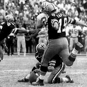 Happy Birthday Tom Dempsey, Buffalo Bills kicker 1978 and three games 1979. Born on this date in 1947. 