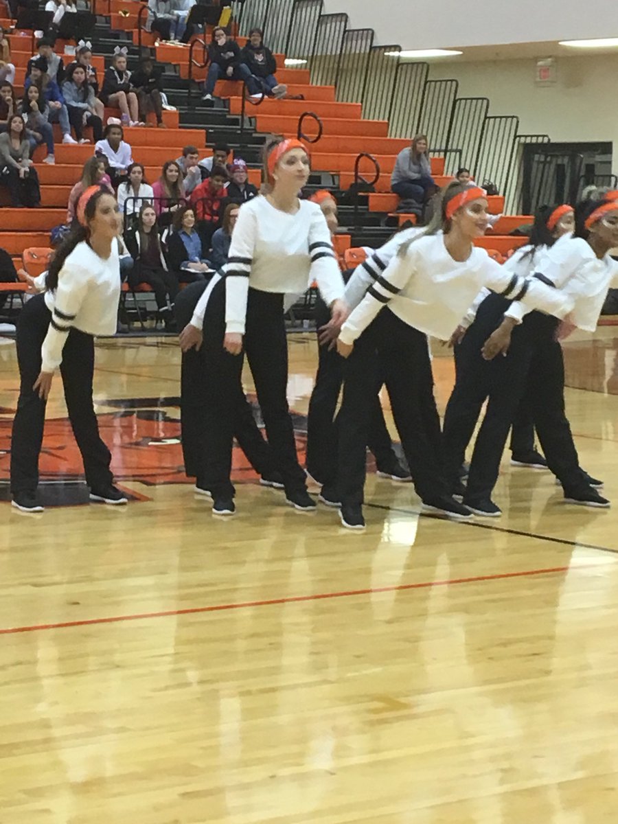 Halftime of rhythm nation. Way to go girls!