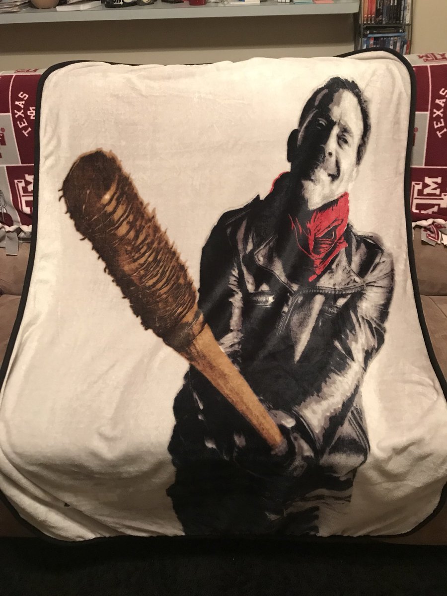 cheflilo62686's tweet photo. @JDMorgan My hubby knows I love your acting in all movies/shows so he got me this for my birthday today. 😜 https://t.co/zuNFidlER7