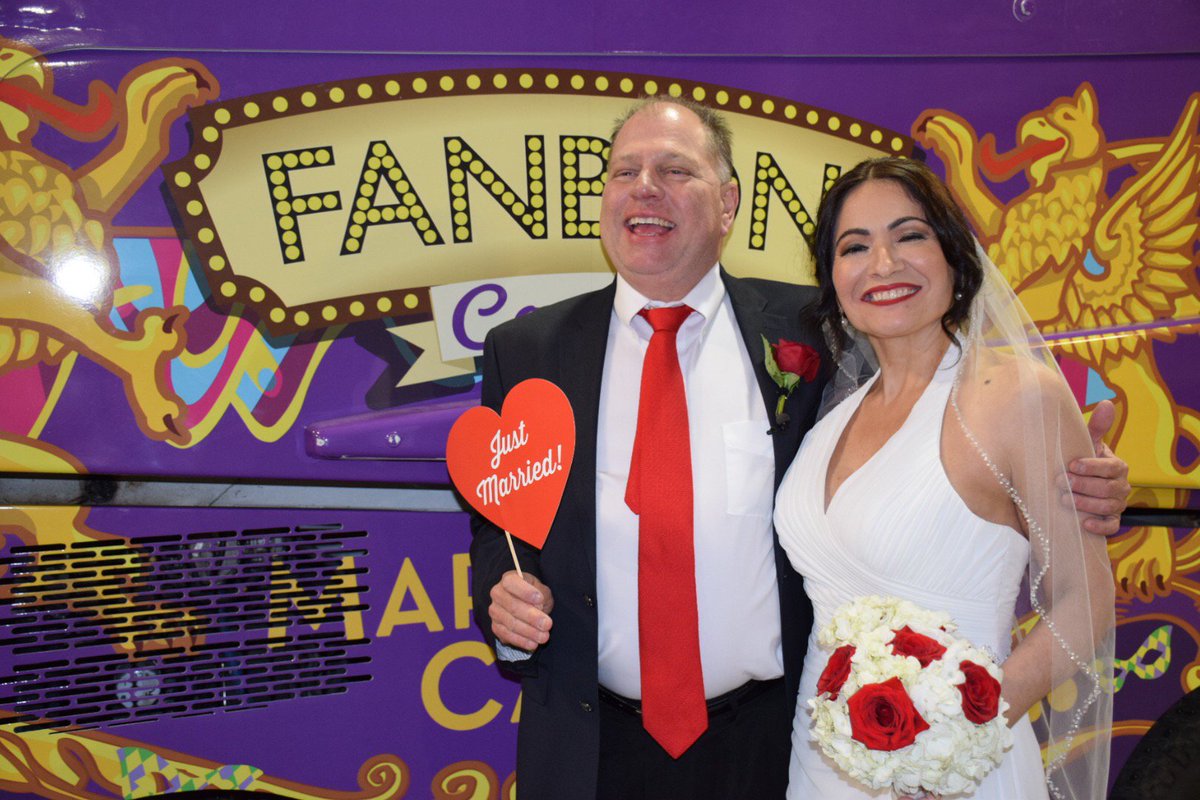 Congrats to the Happy Couple 💍 https://t.co/nPJceHigPS