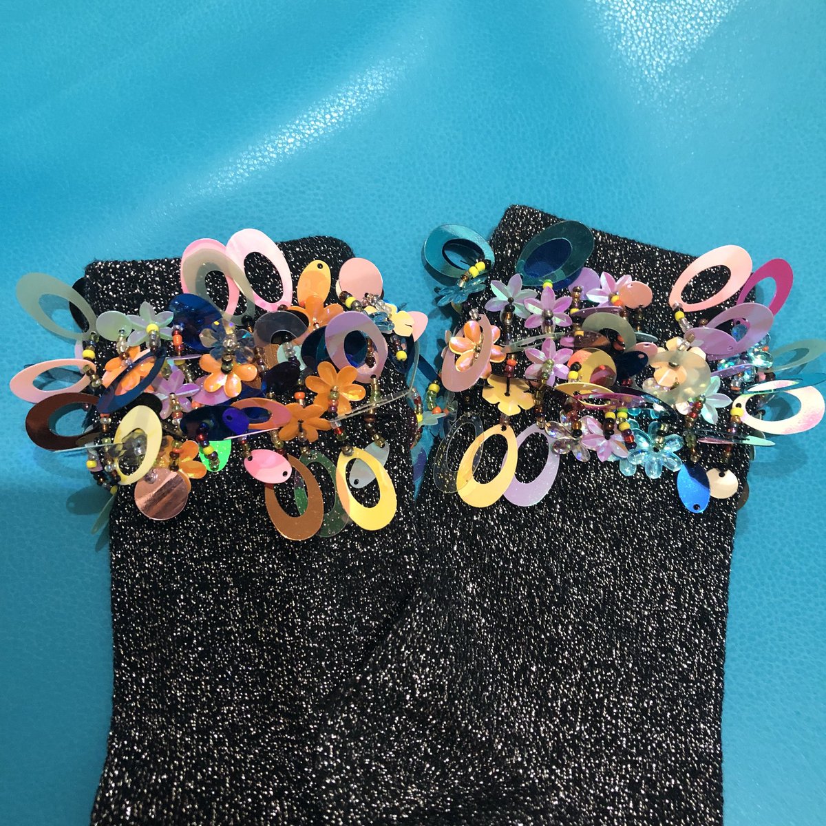 KOBINAI_jpn's tweet photo. 本日 KOBINAI store 入荷items.
HEART blooms with ART.
accessory🌍 https://t.co/iGhGYkELyA