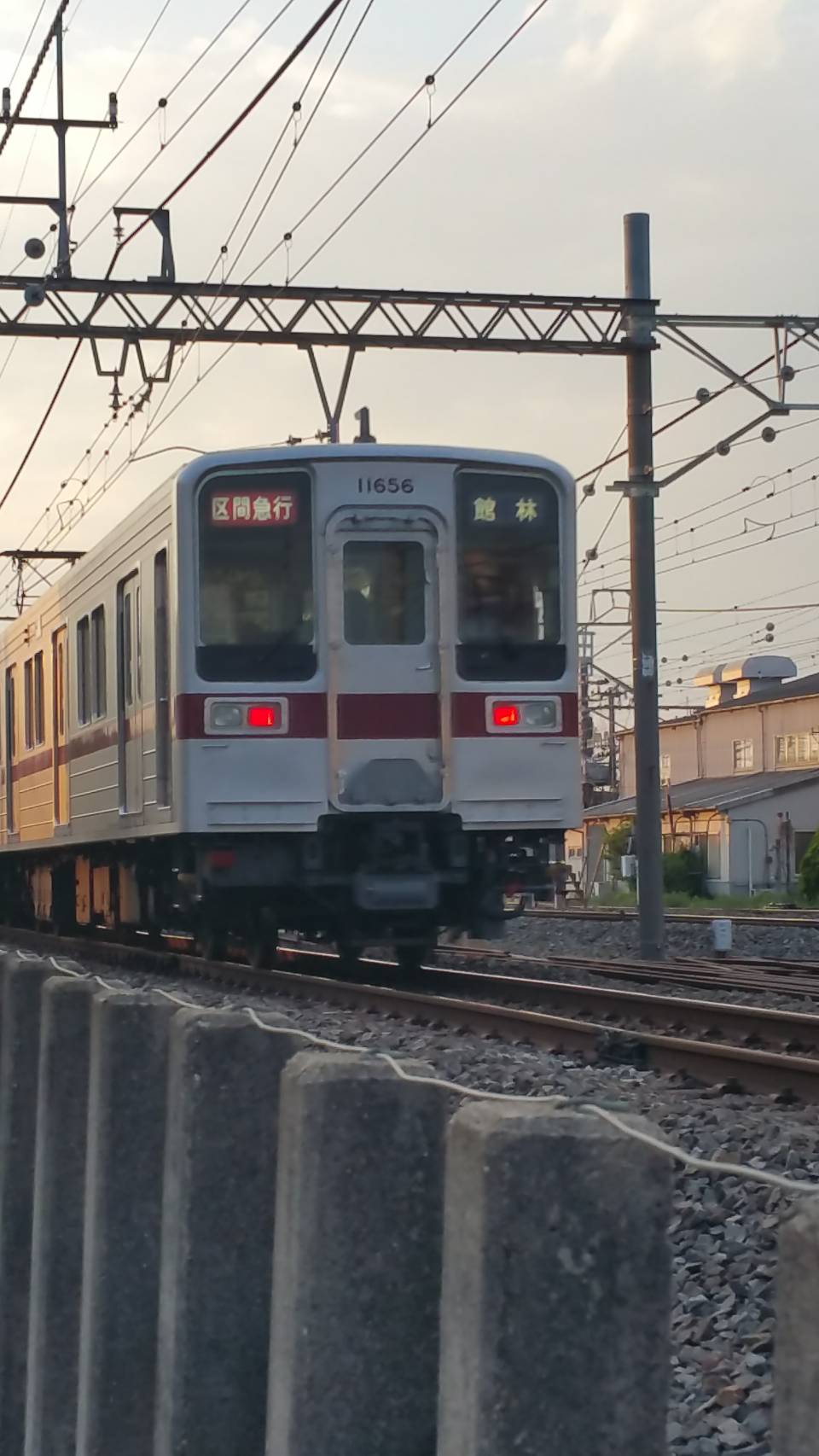 東武8000系 (@9Wlo54c5LNTlLAN) / Twitter