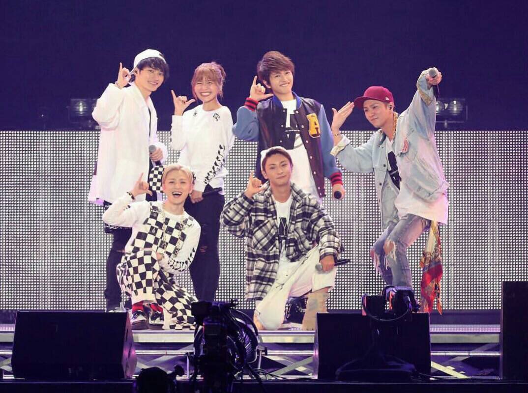 atae_shinjiro's tweet photo. 辛い時苦しい時AAA見ると聞くと涙止まらなくなる。
大好きで存在が大きくてなくてはならない存在。 https://t.co/CB7AshienU