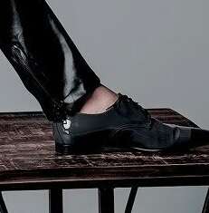 김준수 발목 봇 (@xia_ankle) on Twitter photo 