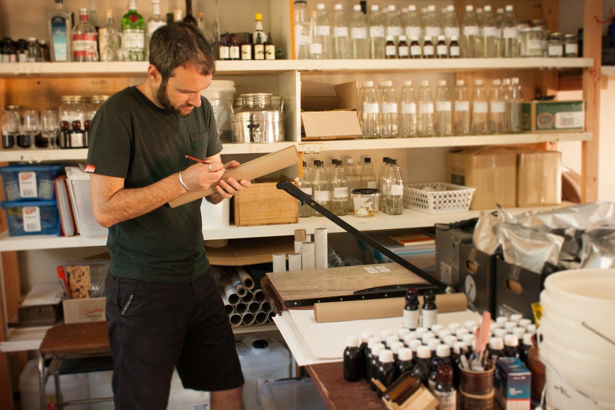 ElementalDistil's tweet photo. POSTAL TUBE BITTERS - Now available in either packs of one or a set of three.
100% NZ aromatic cocktail bitters, handmade in small batches.
Available to buy online at https://t.co/EI7x8yi9Ps
#nzmade #aromaticbitters #elementalbitters #nzbotanicals #cocktail #handmade https://t.co/5TM47Rv3Ku