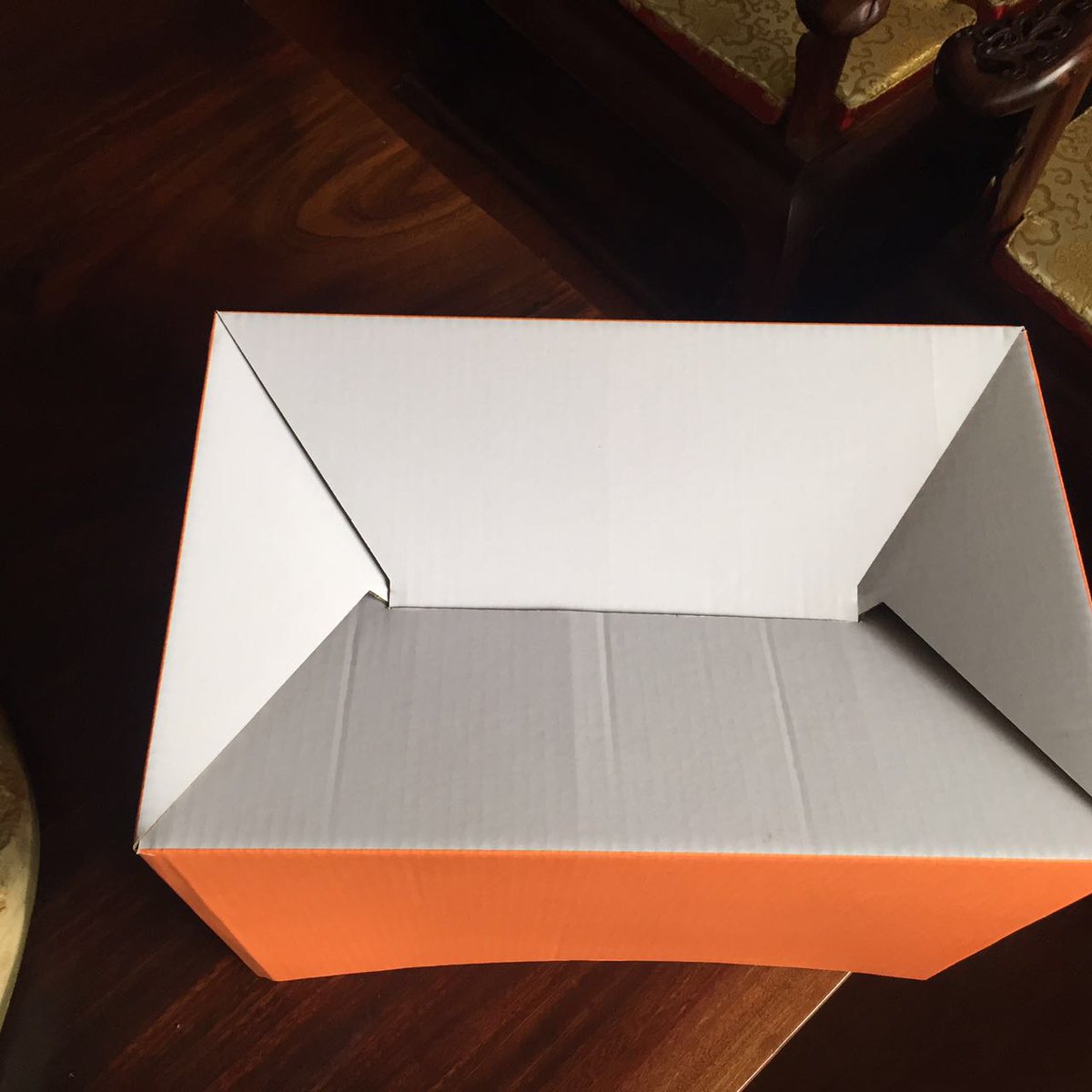 GreenSpringCK's tweet image. Auto Lock display Boxes