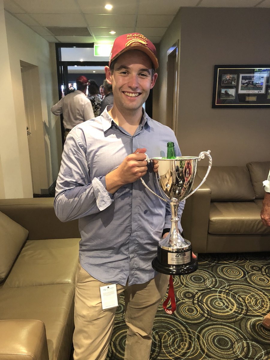 guyhexter's tweet image. Very special day to be on a racecourse. Thanks Rippa #ImARippa @tonygollan @mmsnippets