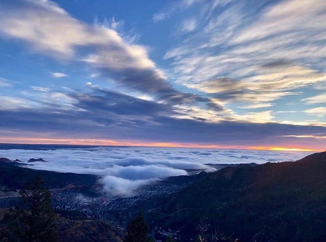 LocaWildApp's tweet photo. The Colorado skies always deserve an Instagram post. (AUTO-LOG YOUR TRIPS WITH LOCAWILD - LINK IN BIO) 📸: @melissasaliba thank you for inspiring others to #getoutside. #getouttherecolorado #naturebreak #LocaWild #LocaWildApp #onlyincolorado #colorado… https://t.co/Vrm3s1Z4Ct https://t.co/lD4KBoc1Lq