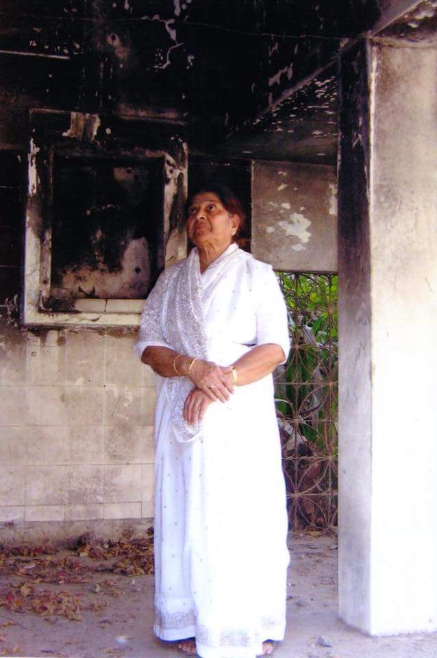 kparveen2005's tweet photo. Zakiya jafri ji waiting for  justice.
Indian judiciary should punish the culprits
It should not get influenced by any political parties.
#SaveDemocrary 
#PunishTheCulprits 
In all case. https://t.co/zEDsvhVbeg