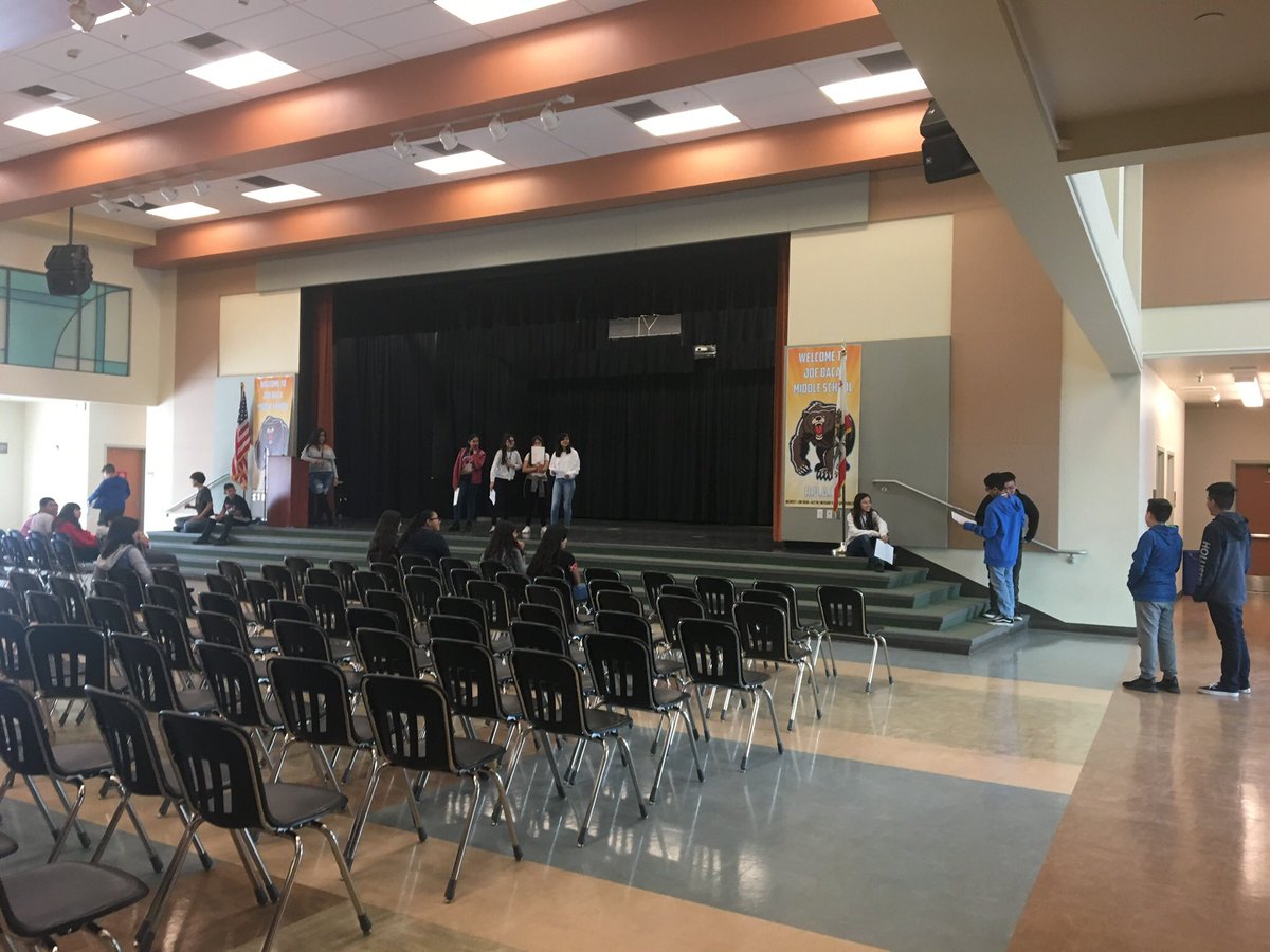 JBMS_WEBcrew's tweet image. Preparing for our 2nd semester expectation assembly. Practice makes perfect. #WEBcrew #JBMSWEBLeaders @JBMS_CJUSD