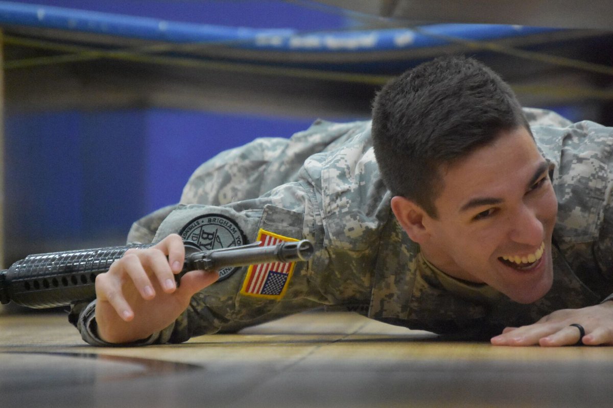 byui_rotc's tweet photo. Want to be a Cadet too? Then sign up for MS 101 and MS 115R, where you will have in-class discussions on basic soldiering skills along with physical training. Don’t wait too long, registration ends this Sunday.
#Strengthandhonor #BYUI #armyrotc #armystrong https://t.co/qHeMR7uhCU