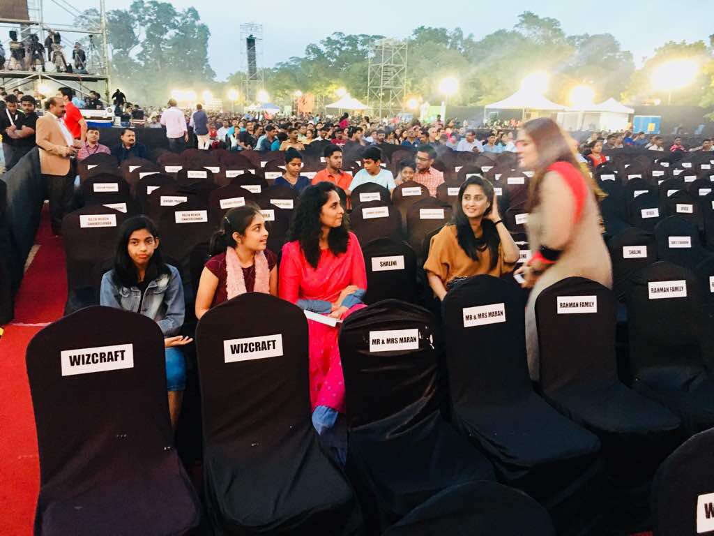 spparthiban1012's tweet photo. Latest Pic Of #Shalini Mam and #AnoushkaAjith ☺️ https://t.co/jn2mBSj3Q6