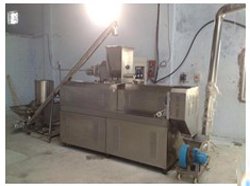 growmaxmachine's tweet photo. Our #snack #food extruders #machines are highly suitable for #clients looking for #fast extrusion with a capacity of delivering more than 45 kilograms per #hour. #ContinuousSnackFryer #NamkeenFryingmachine  #india #Namkeen #frying
https://t.co/p1PCnGvmuW https://t.co/m0hxDbgOpw
