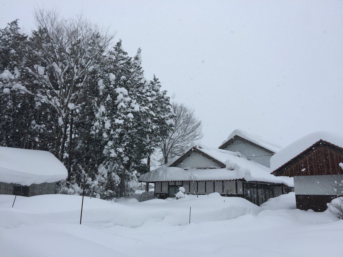 岩永 哲 Rcc気象予報士 على تويتر 広島県の豪雪地帯 北広島町八幡にあるアメダスは深い雪の中 午後2時の積雪は133cm 岩永 哲 Rcc気象予報士 على تويتر 広島県の豪雪地帯 北広島町八幡にあるアメダスは深い雪の中 午後2時の積雪は133cm