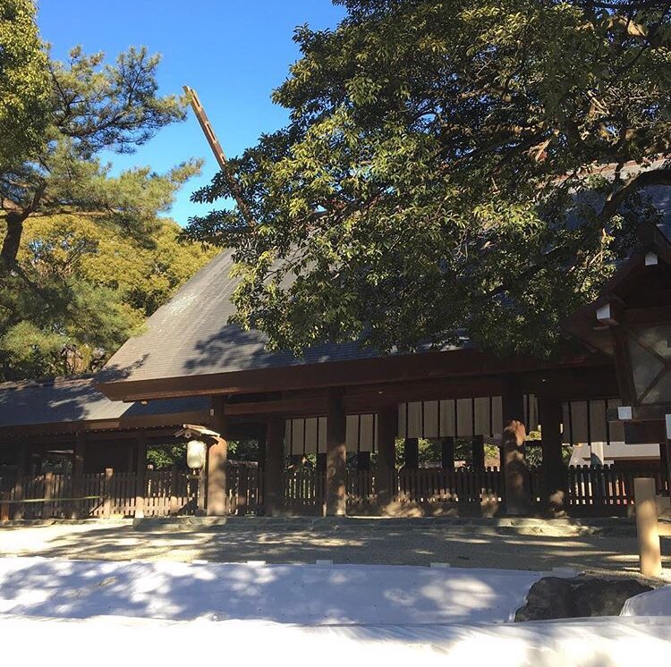 熱田神宮というところへ

名古屋のパワースポットなので、テストのためにパワーを授かりに来ました🙏