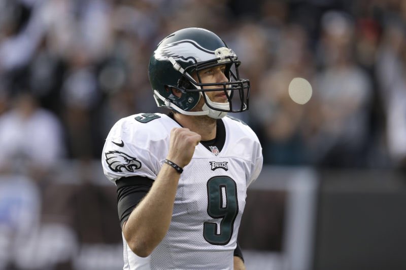Happy birthday Nick Foles! Let s get a win tomorrow baby! 
