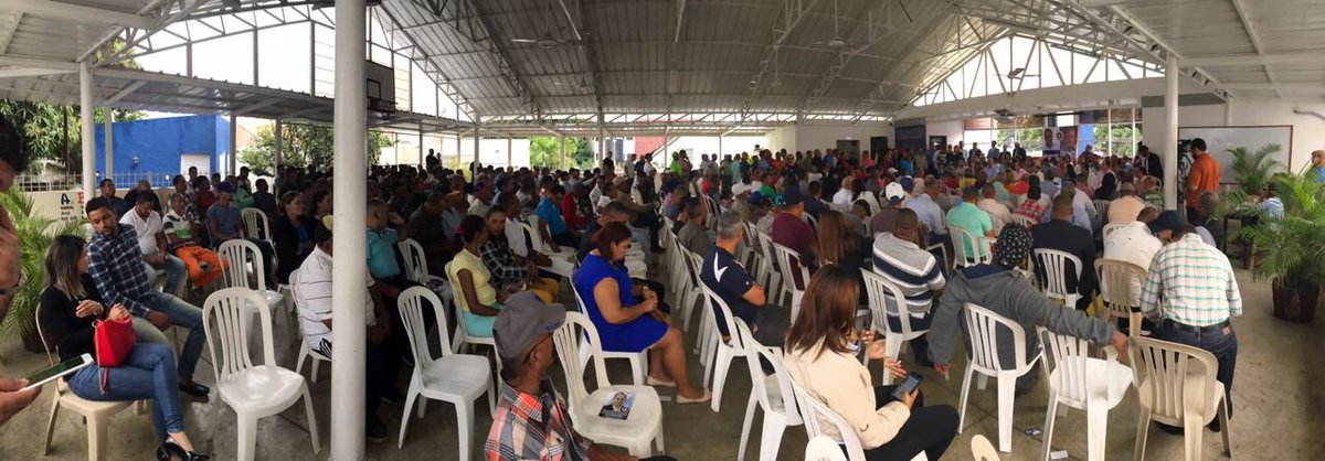 JosePaliza's tweet photo. Grato presentar en La Vega nuestro programa de trabajo para fortalecer el #PRM. #AHORA☑️ https://t.co/z5nb5GhmnQ