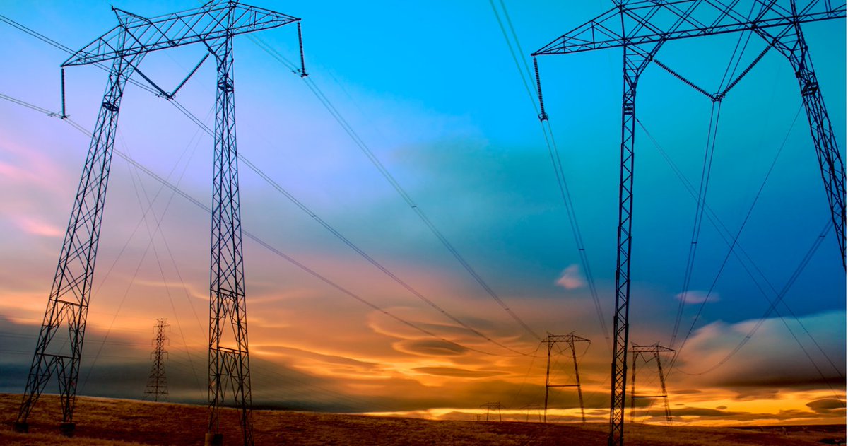 ClimateQueer's tweet photo. Could poor transmission planning limit corporate renewable deals? - Large corporate buyers have committed to purchasing 51 GW of renewable energy by 2025, but transmission planners aren't taking that demand into account. #ARenewableAmerica #Entry - https://t.co/ttlLTlv040 https://t.co/isahqX1nz3