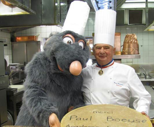 Повар гюсто из рататуя. Огюст гюсто рататуй. Огюст гюсто из рататуя. Шеф гюсто рататуй. Огюст гюсто рататуй.